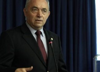 Δίκη Μάνδρας: Ραγδαιότητα βροχόπτωσης και άναρχη δόμηση oι αιτίες