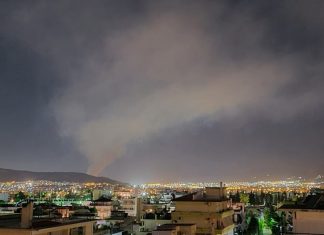 Φωτιά στον ΧΥΤΑ Φυλής: Τοξικό νέφος και αποπνικτική ατμόσφαιρα σε ακτίνα χιλιομέτρων