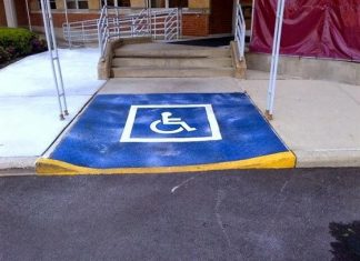 Επισκευή σχολικών κτιρίων χρηματοδοτεί ο “Φιλόδημος” στο Δήμο Ελευσίνας