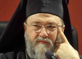 “Να δοθούν αίθουσες στις Μητροπόλεις για τον εμβολιασμό”