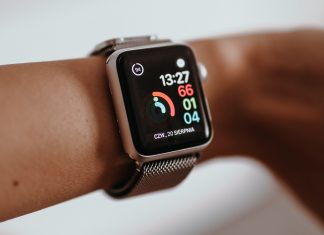Smart watch για την παρακολούθηση της υγείας ευπαθών ομάδων από την Περιφέρεια Αττικής