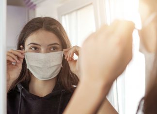 Προστασία & φροντίδα: Πώς συνδυάζουμε το υγιές δέρμα με την μάσκα