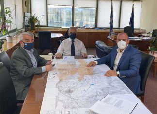Συνάντηση Ν. Ταγαρά-Θ. Μπούρα-Λ. Κοσμόπουλου για έργα μετά την πυρκαγιά