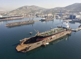 ΠΑΣΟΚ: “Το νομοσχέδιο για τα Ναυπηγεία είναι αίολο”