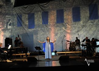 Εντυπωσιακή έναρξη με τη Φωτεινή Δάρρα στα Αισχύλεια