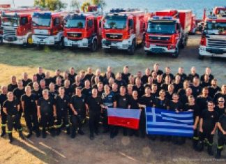 Ενισχύονται τα ελληνικά πεζοπόρα τμήματα με πυροσβέστες από το εξωτερικό