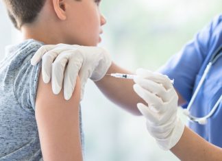 Δράσεις εμβολιασμού σε παιδιά Ρομά για την πρόληψη εξάπλωσης της Ιλαράς στον Δήμο Μάνδρας-Ειδυλλίας