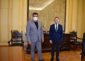 Συνάντηση του Δημάρχου Φυλής Χρήστου Παππού με τον Διοικητή της Τραπέζης Ελλάδος Γιάννη Στουρνάρα
