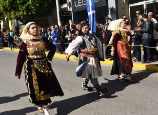 25η Μαρτίου: Τα μέτρα για τις παρελάσεις, τι ισχύει με τις μάσκες
