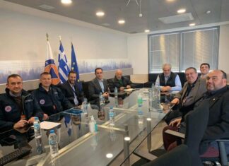 Στήριξη των εθελοντικών ομάδων της Δυτικής Αττικής σε συνάντηση με τον Υπουργό Στυλιανίδη