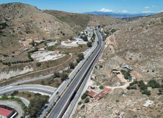 Παρεμβάσεις οδικής ασφάλειας στο Σχιστό από την Περιφέρεια Αττικής (βίντεο)