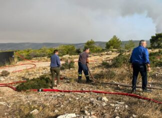 Κρίσιμη η κατάσταση στη Μάνδρα