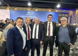 Ορκίστηκαν ο νέος Περιφερειάρχης Αττικής Νίκος Χαρδαλιάς και οι Περιφερειακοί Σύμβουλοι Δυτικής Αττικής Λ. Κοσμόπουλος, Κλ. Βαρελάς