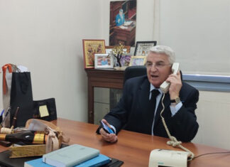 Θανάσης Μπούρας: Ευχαριστεί από καρδιάς για τις ευχές για την ονομαστική του εορτή