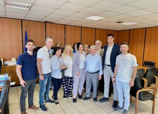 Περιοδεία κλιμακίου ΝΔ στην Ελευσίνα με επικεφαλής τον Θανάση Μπούρα