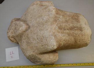 Σπάνια αρχαία ανυπολόγιστης αξίας: Τρεις συλλήψεις σε επιχείρηση της ΕΛ.ΑΣ σε Μεγάρα, Πεύκη και Οινόφυτα (Εικόνες)