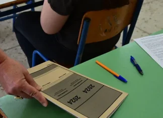 Μέτρα για μαθήματα και διεξαγωγή εξετάσεων εν μέσω καύσωνα – Συνδρομή των Δήμων & συστάσεις του Υπουργείου Παιδείας