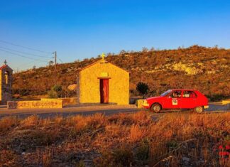 Κλασικά αυτοκίνητα, όμορφα τοπία: Το 1ο Θερινό Regularity Rally Μάνδρας – Ειδυλλίας γέμισε την ύπαιθρο με ήχους, χρώματα, χαμόγελα και δυνατές στιγμές
