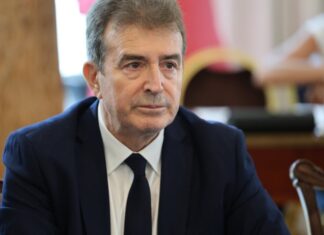 Μ. Χρυσοχοΐδης: «70 νέοι αστυφύλακες θα ενισχύσουν την αστυνόμευση στους οικισμούς της Δυτικής Αττικής»