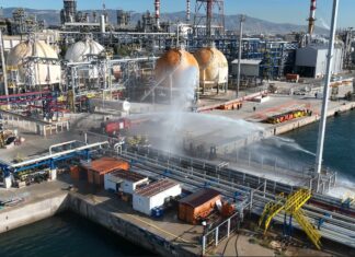 Μεγάλη Συνδυαστική Άσκηση Ετοιμότητας Λιμενικού και ΕΛΠΕ – Ενίσχυση Συνεργασίας για Ασφάλεια και Αντιμετώπιση Ρύπανσης