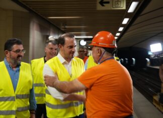Γιώργος Κώτσηρας: Με εντατικούς ρυθμούς συνεχίζεται η αναβάθμιση του Μετρό της Αθήνας- Αυτοψία στα έργα αντικατάστασης σιδηροτροχιών