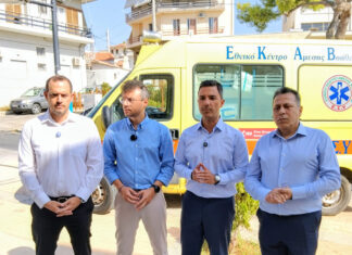 Σταμάτης Πουλής: “Παραδώσαμε νέο ασθενοφόρο και στον Δήμο Μάνδρας Ειδυλλίας”