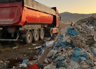 Συλλήψεις 6 ατόμων για απόρριψη αποβλήτων σε Ασπρόπυργο, Ελαιώνα και Αιγάλεω
